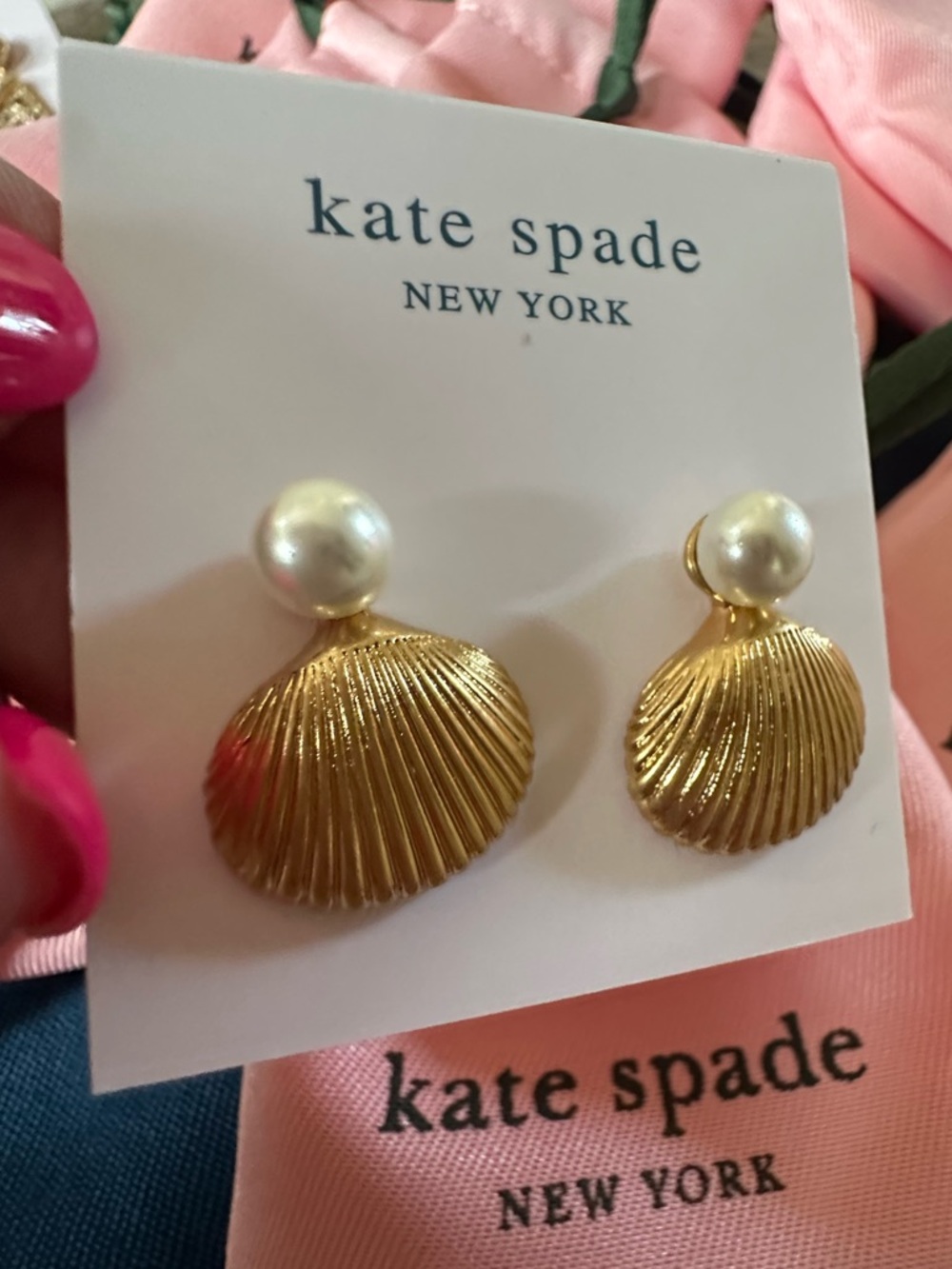 Kate Spade Reef Treasure Shell Stud Earrings NEW - Picture 7 of 11